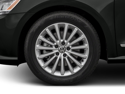 2018 Volkswagen Passat Base
