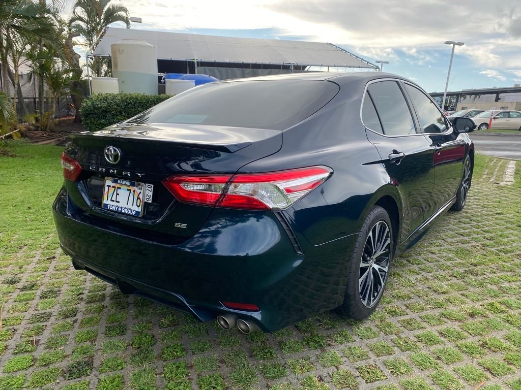 2020 Toyota Camry SE