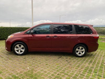2017 Toyota Sienna L 7 Passenger