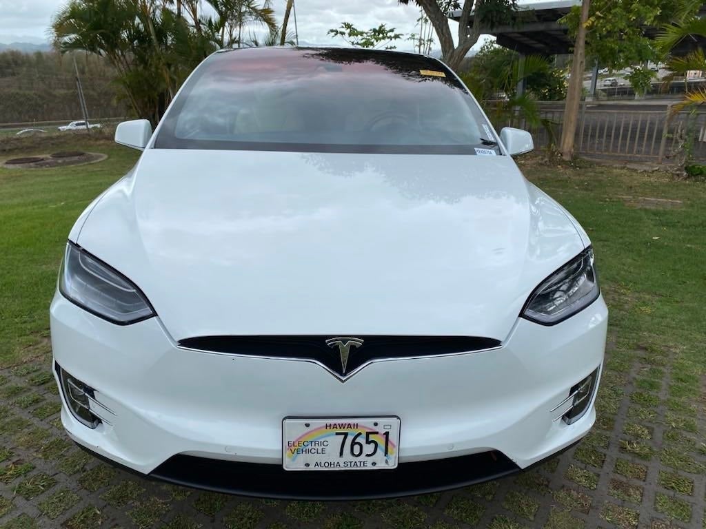 Used 2016 Tesla Model X 90D with VIN 5YJXCBE2XGF008775 for sale in Waipahu, HI