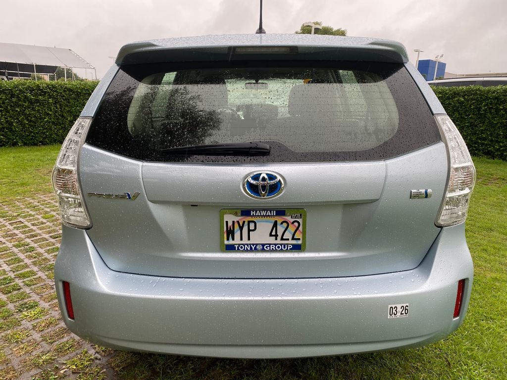 2014 Toyota Prius v Two