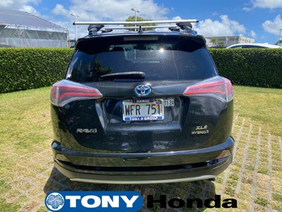 2017 Toyota RAV4 Hybrid XLE