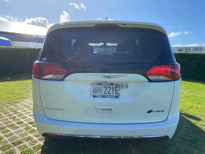 2018 Chrysler Pacifica Hybrid Touring Plus