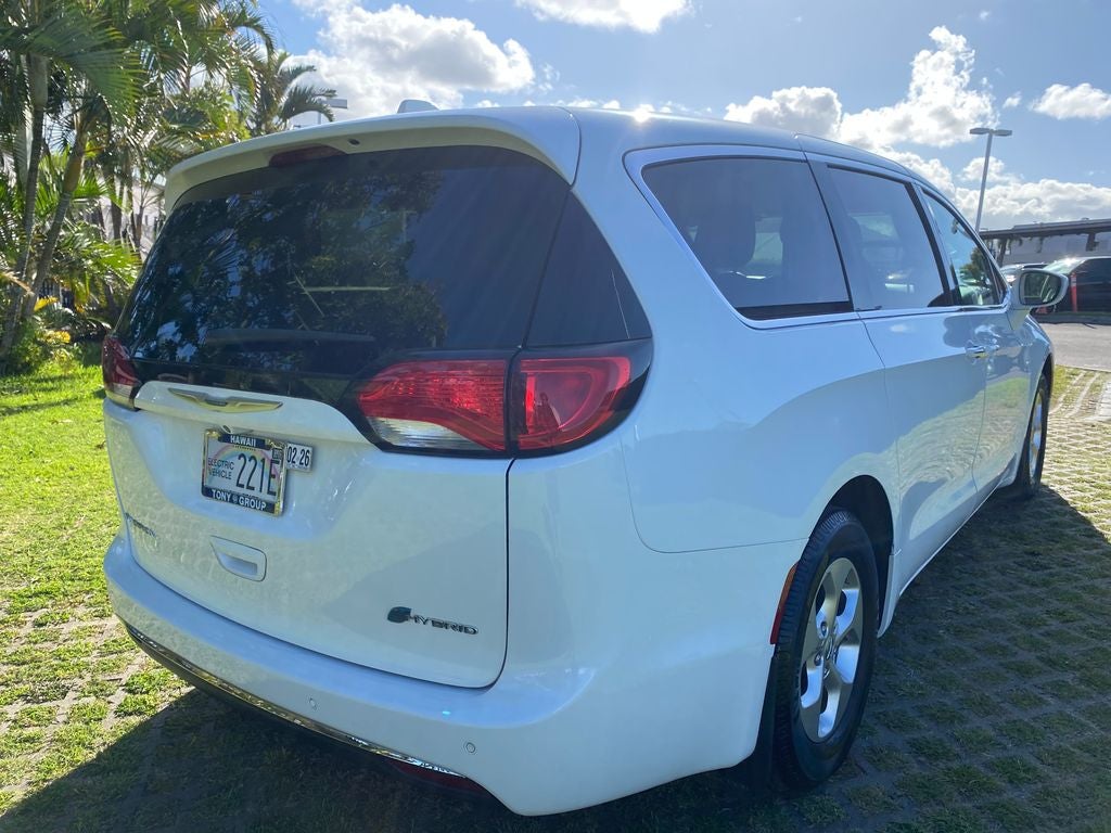 2018 Chrysler Pacifica Hybrid Touring Plus