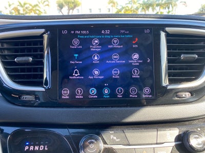 2018 Chrysler Pacifica Hybrid Touring Plus