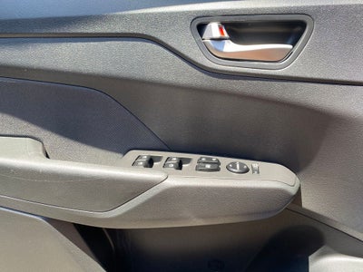 2019 Hyundai Accent SE