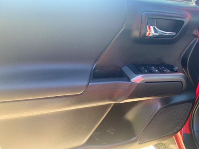 2022 Toyota Tacoma TRD Off-Road V6