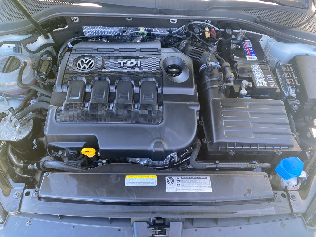 2015 Volkswagen Golf SportWagen S