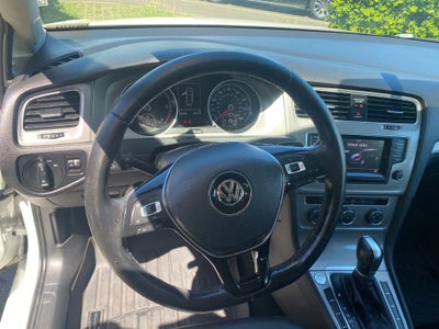 2015 Volkswagen Golf SportWagen S