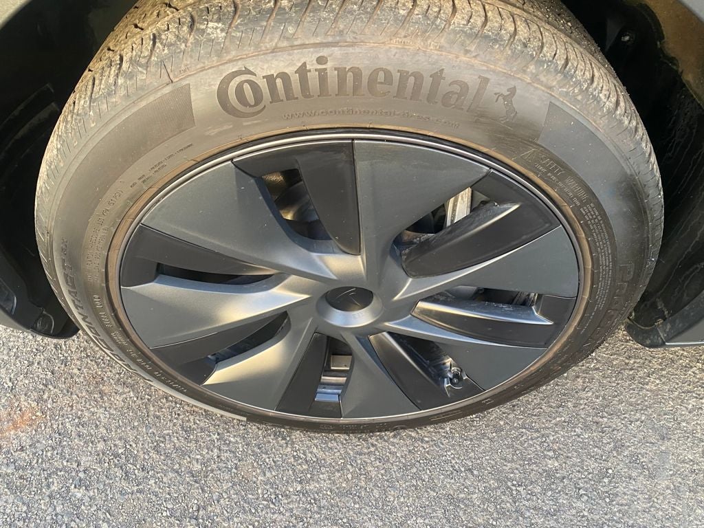 2025 Tesla Model Y Long Range