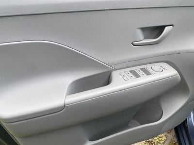 2024 Hyundai Kona Electric SEL