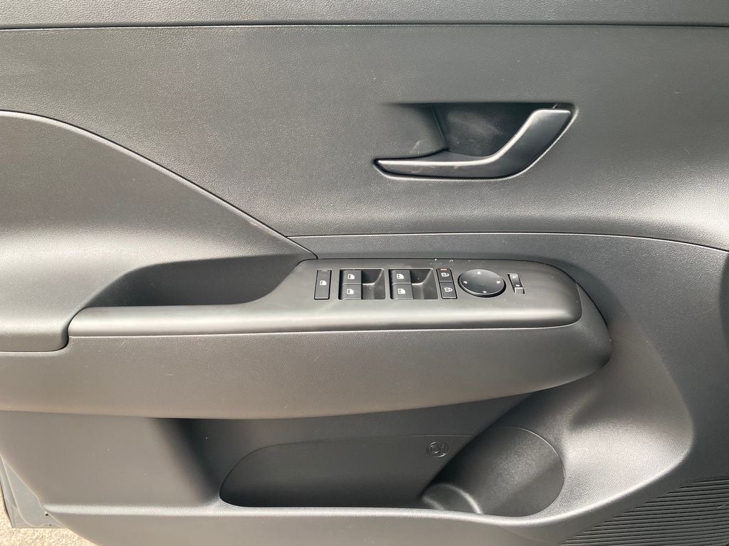 2025 Hyundai Kona SEL Convenience
