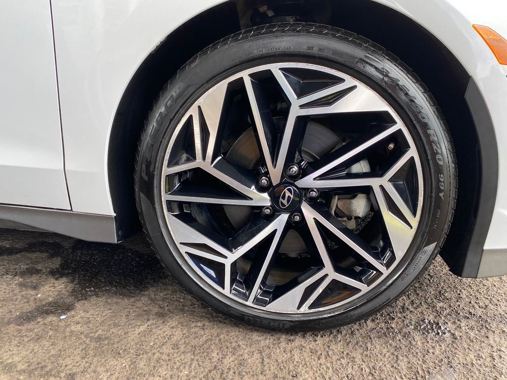 2024 Hyundai IONIQ 6 Limited