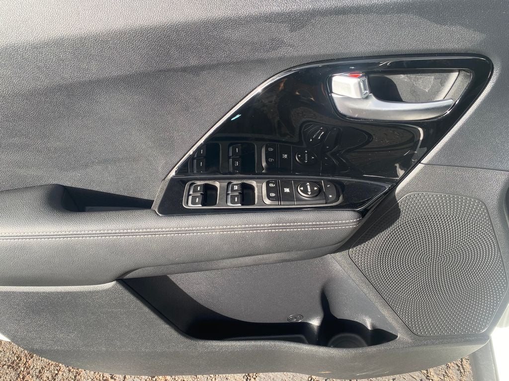 2021 Kia Niro LXS