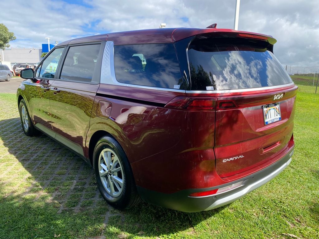 2024 Kia Carnival LX