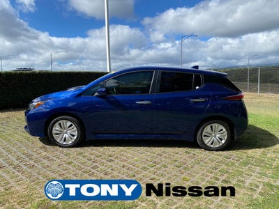 2023 Nissan LEAF S