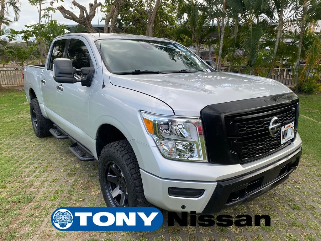 2021 Nissan Titan SV