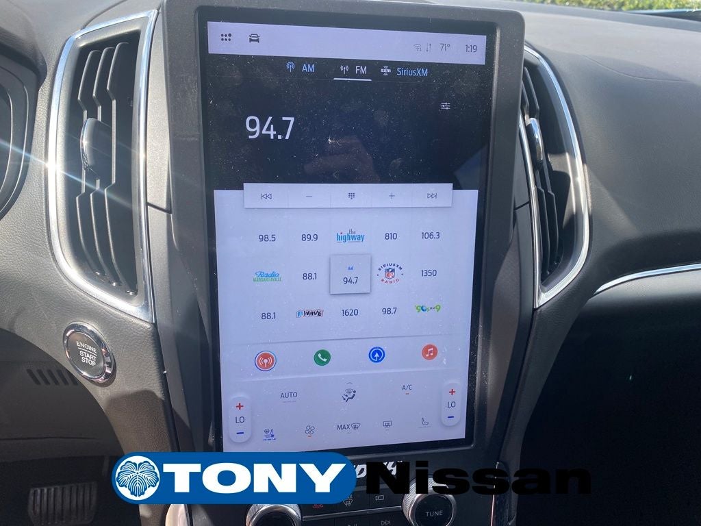 2022 Ford Edge Titanium