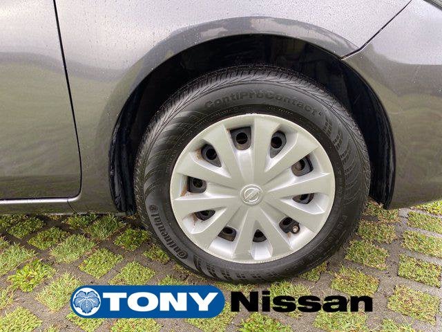 2015 Nissan Versa 1.6 S Plus