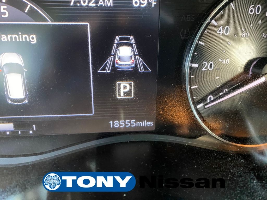 2023 Nissan Kicks SV