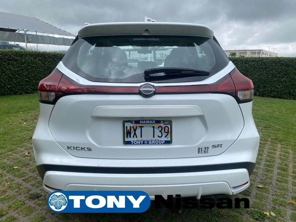 2024 Nissan Kicks SR