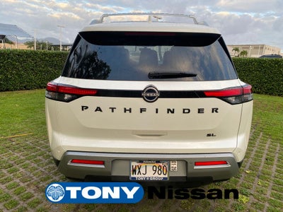 2023 Nissan Pathfinder SL