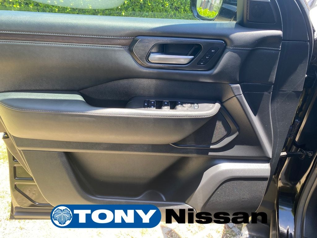 2025 Nissan Armada SL