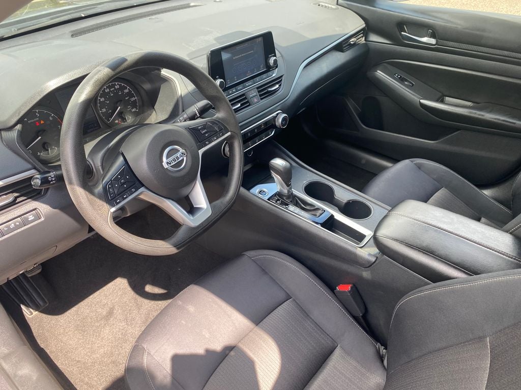 2022 Nissan Altima Base