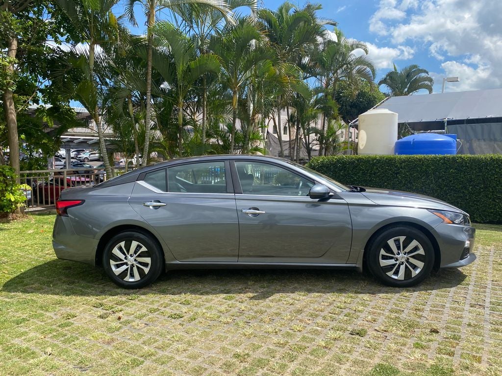 2022 Nissan Altima Base