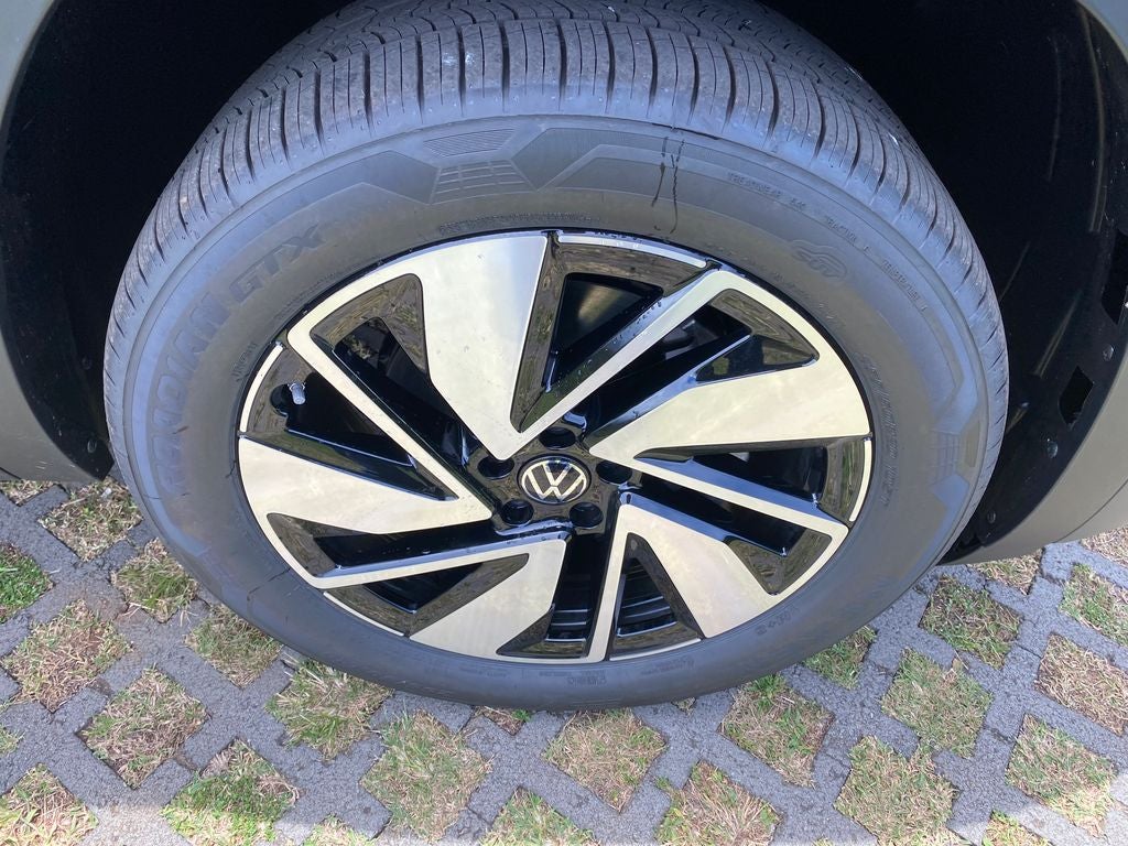 2026 Volkswagen Atlas Base