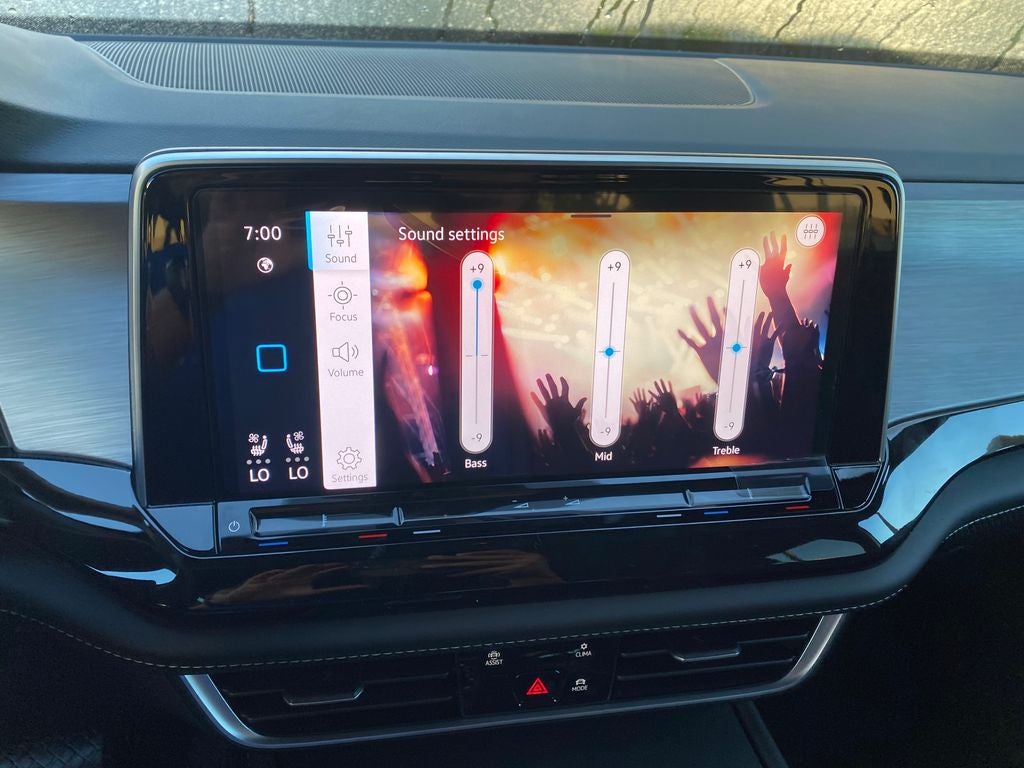 2026 Volkswagen Atlas Cross Sport 2.0T SE