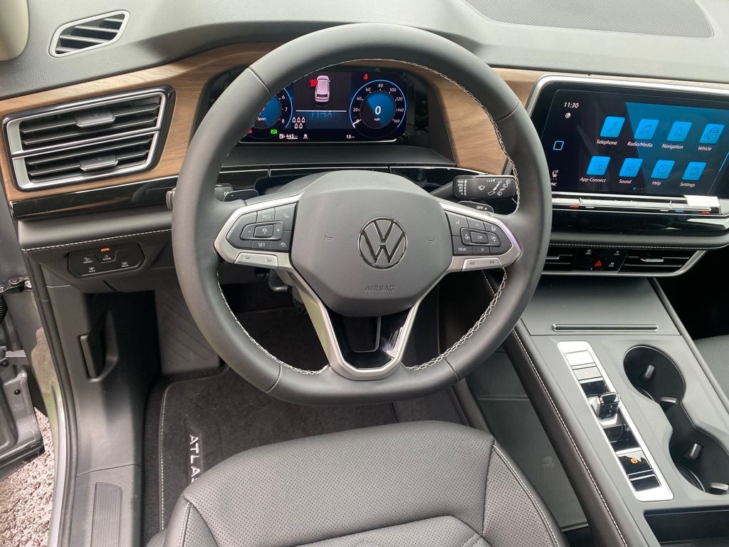 2026 Volkswagen Atlas 2.0T SE