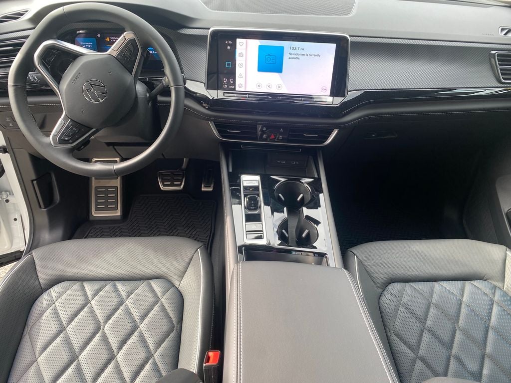 2026 Volkswagen Atlas Cross Sport 2.0T SEL Premium R-Line