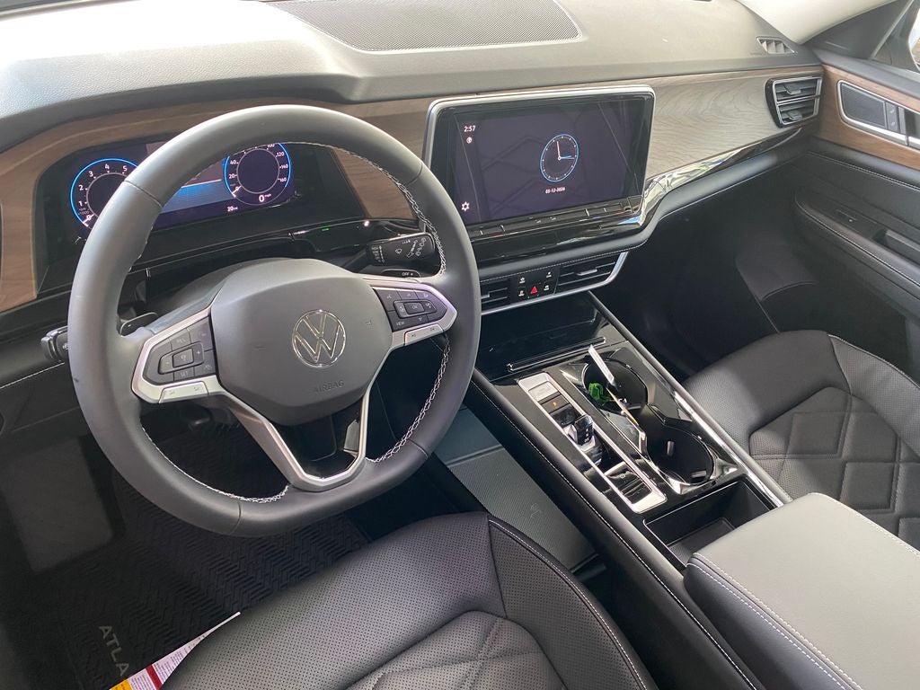 2026 Volkswagen Atlas Base