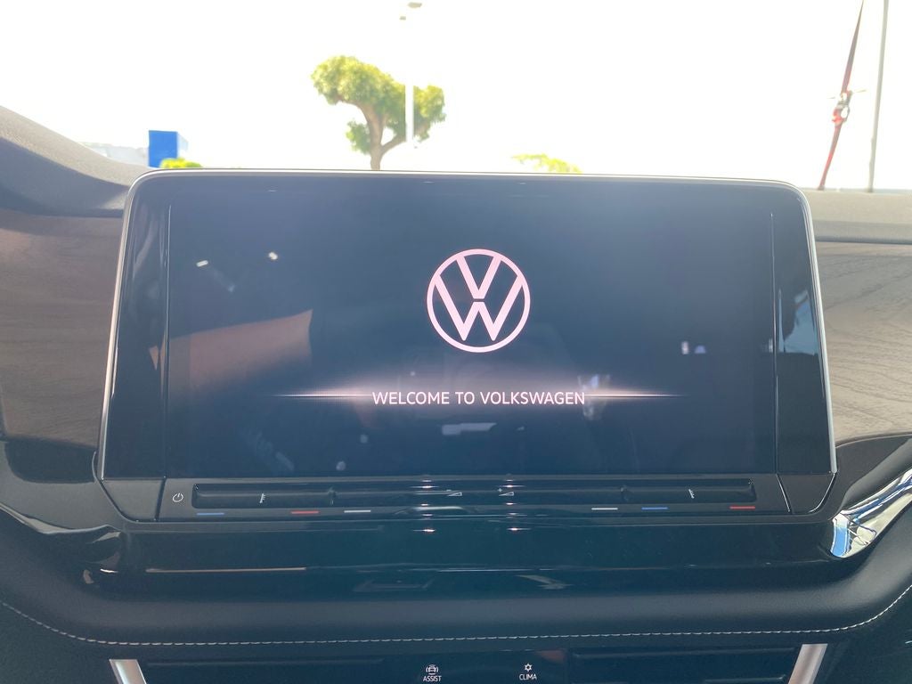 2026 Volkswagen Atlas Base