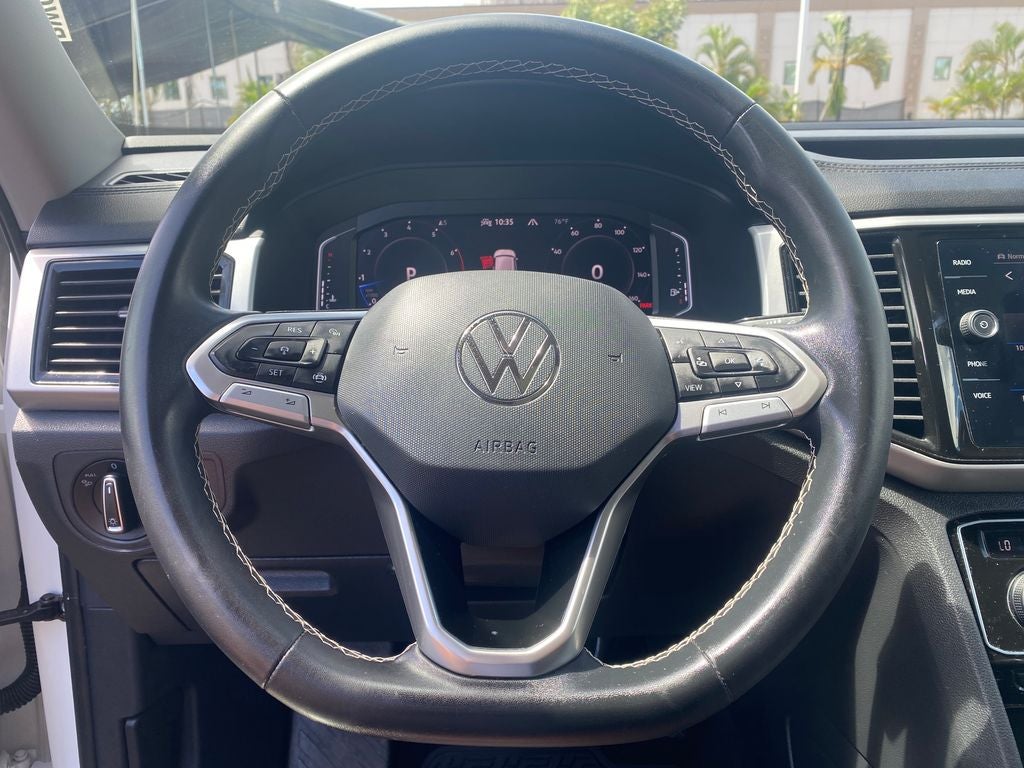 2023 Volkswagen Atlas Base