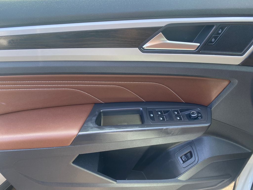 2023 Volkswagen Atlas Base