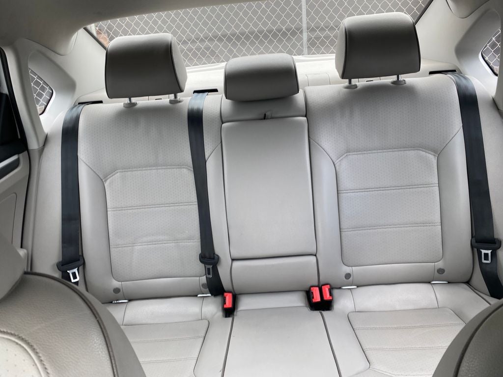 2018 Volkswagen Passat Base