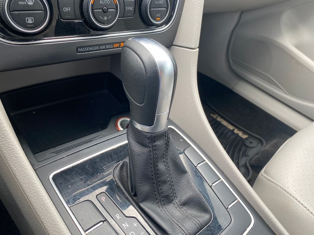 2018 Volkswagen Passat Base
