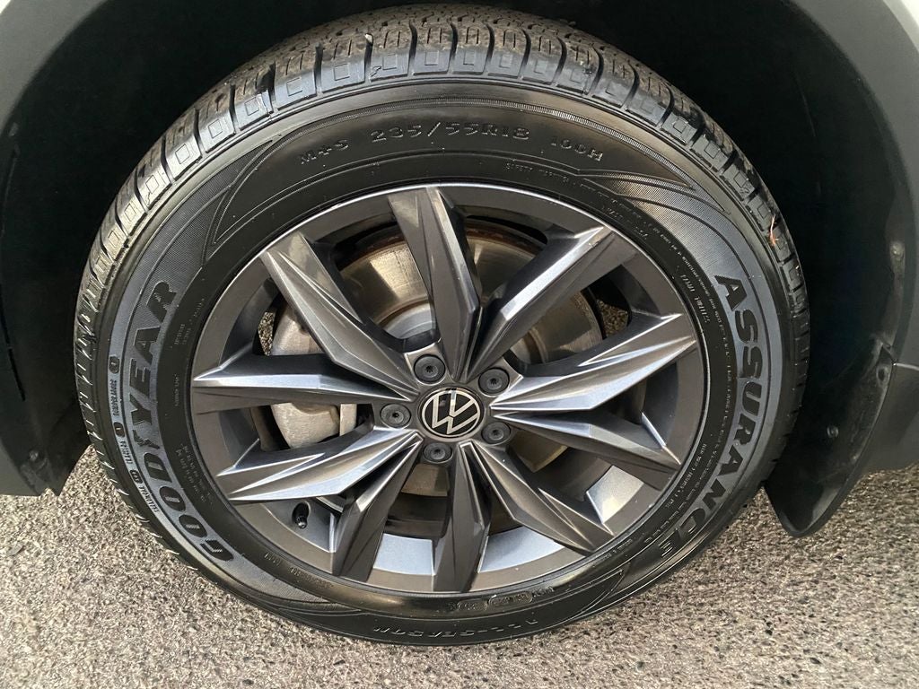 2022 Volkswagen Tiguan Base