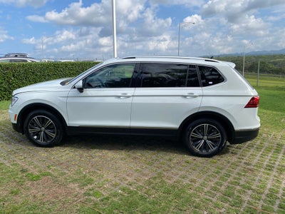 2019 Volkswagen Tiguan Base