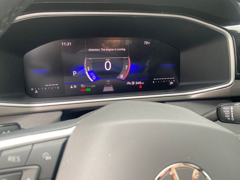 2026 Volkswagen Taos 1.5T SE Black