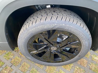 2026 Volkswagen Taos Base