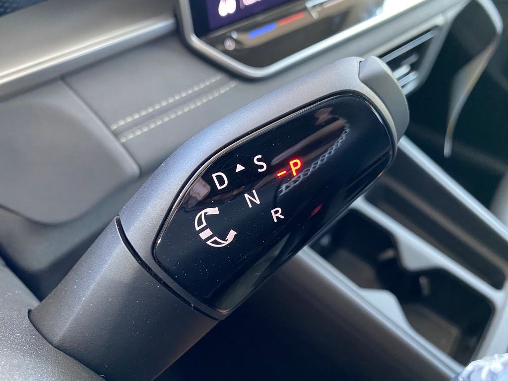 2026 Volkswagen Tiguan SE FWD