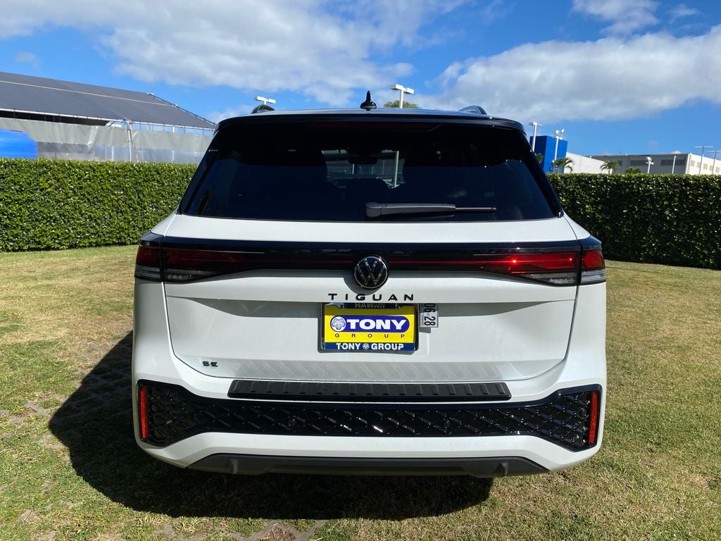 2026 Volkswagen Tiguan 2.0T SE R-Line Black