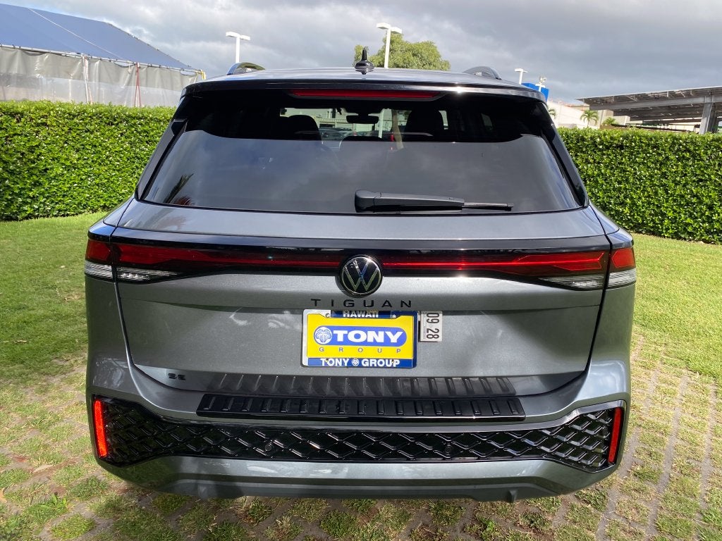 2026 Volkswagen Tiguan 2.0T SE R-Line Black