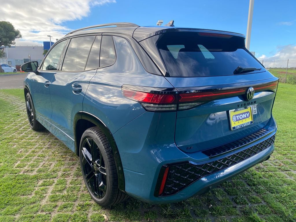 2026 Volkswagen Tiguan 2.0T SE R-Line Black