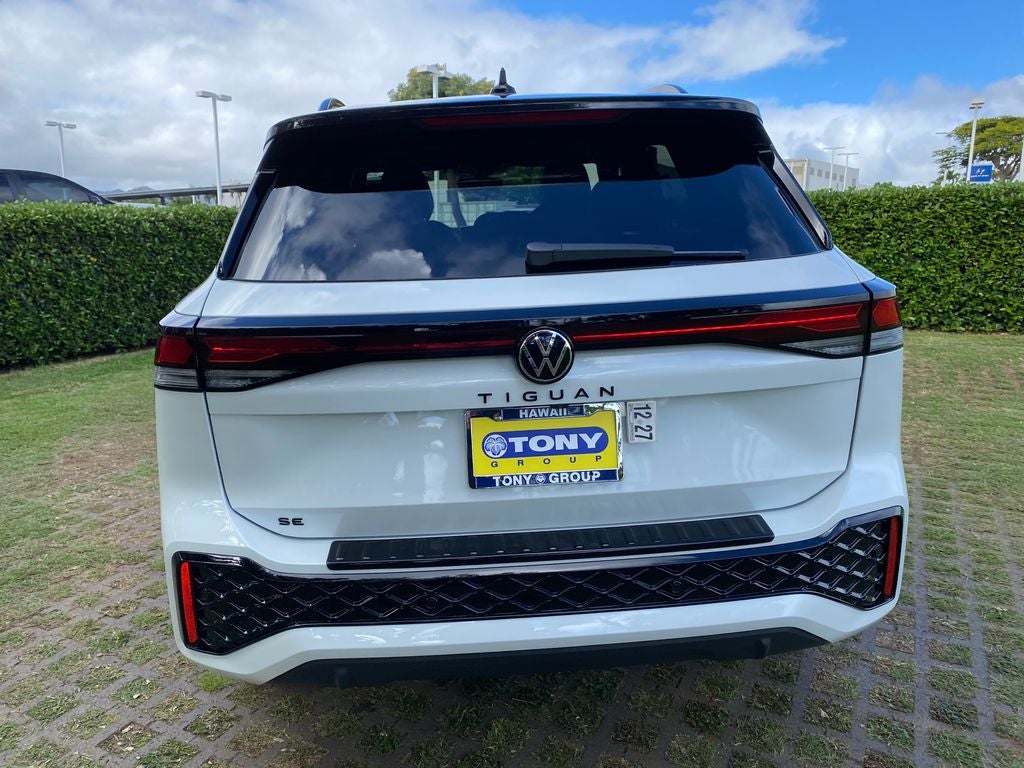 2026 Volkswagen Tiguan 2.0T SE R-Line Black