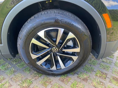2024 Volkswagen Tiguan Base