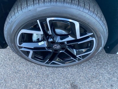 2026 Volkswagen Tiguan 2.0T SEL R-Line